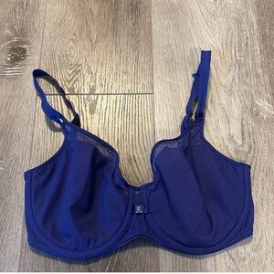 EUC Royal Blue Chantelle Underwire Bra 32DDD